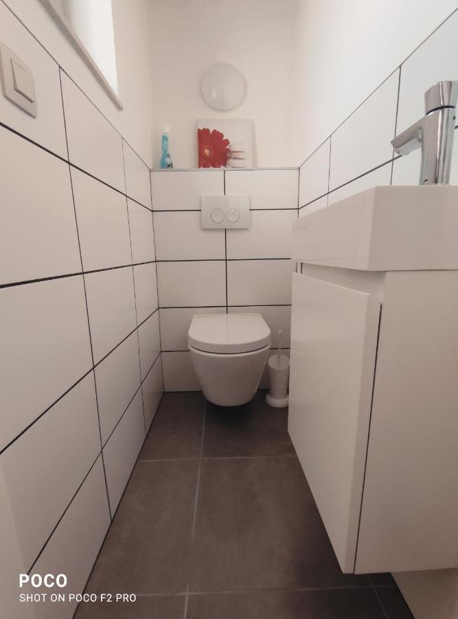 Vakantiewoning Polderhuis 10, Airco En Verwarming In Alle Kamers, Prive Parkeerplaats En Afgesloten Tuin Koksijde Exterior foto